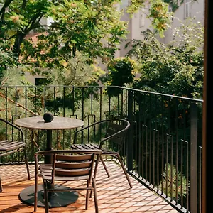 4* Апарт-отель Weltwien Luxury Art & Free Parking