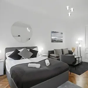 Daire Apartment, Central, 2 Min To U1 Keplerplatz, Monthly Only, Viyana